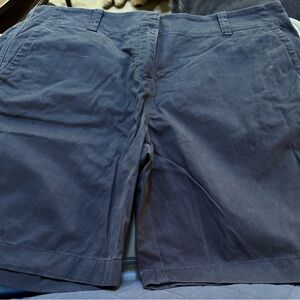 Vineyard Vines Women's Navy Flat Front Shorts